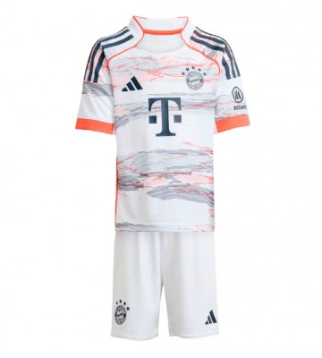 Bayern Munich Serge Gnabry #7 Udebanetrøje Børn 2025-26 Kortærmet (+ Korte bukser)